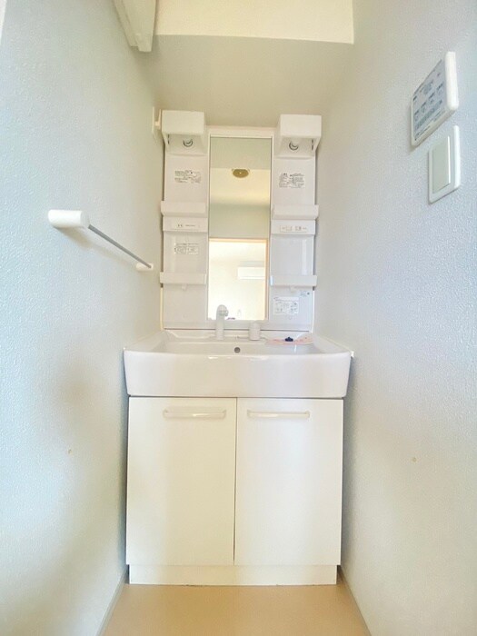 物件内観写真12　(洗面)