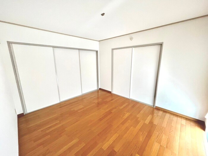 物件内観写真10　(居室)