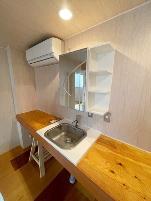 物件内観写真12　(洗面)