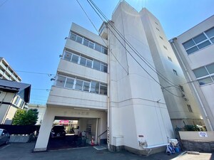 ピ－スフル石川外観写真