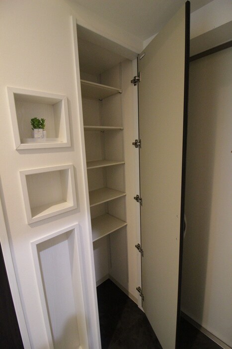 物件内観写真18　(靴箱)