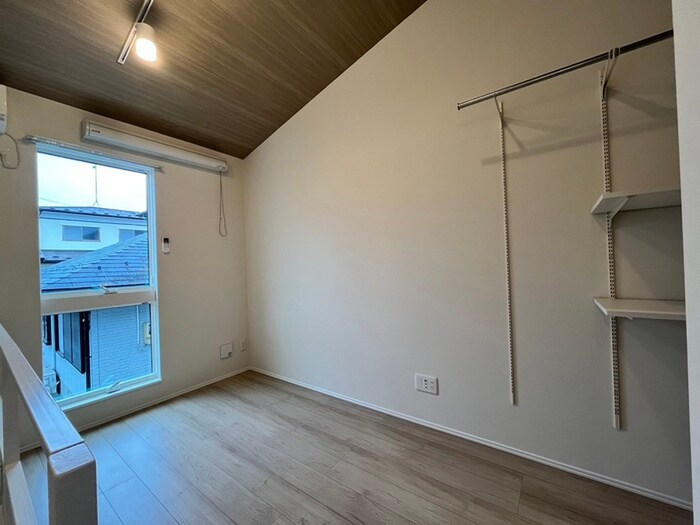 物件内観写真19　(居室)