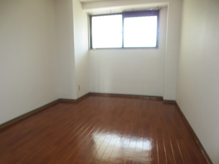 物件内観写真11　(居室)