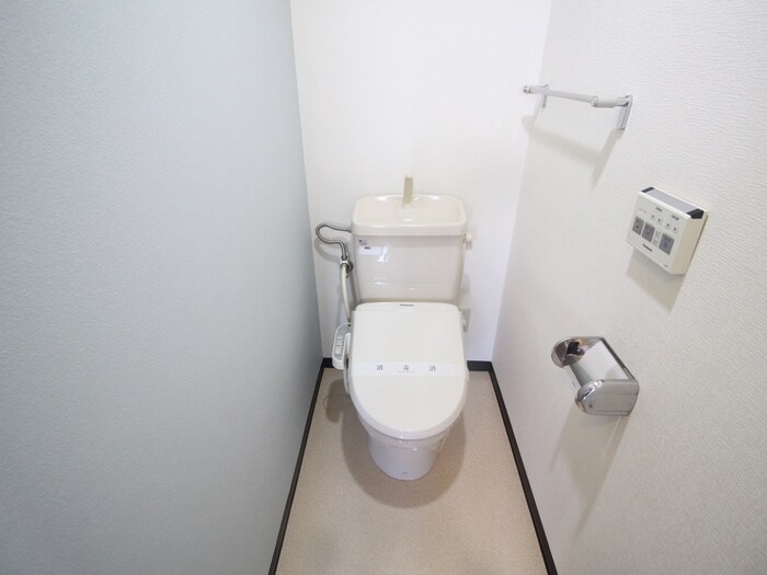 物件内観写真13　(トイレ)