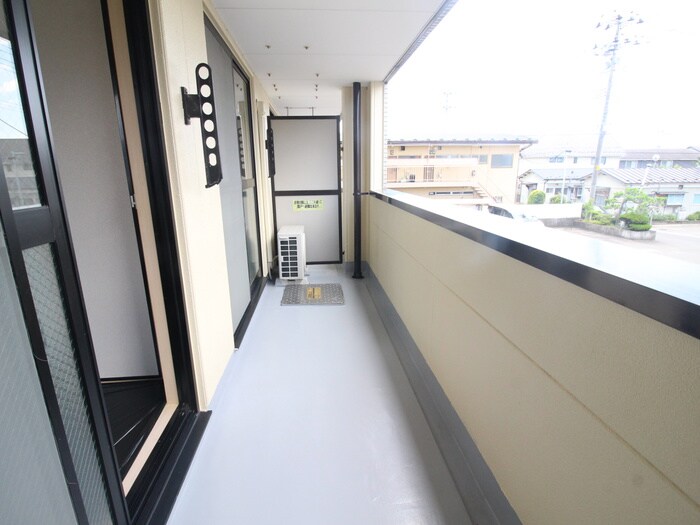 物件内観写真17　(ベランダ・バルコニー)