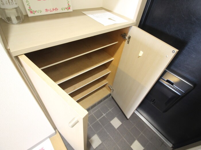 物件内観写真21　(靴箱)