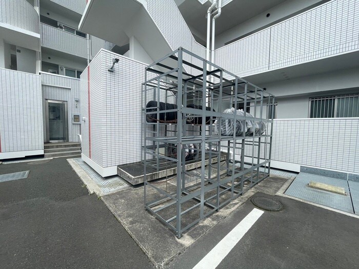 物件外観写真6　(建物設備)