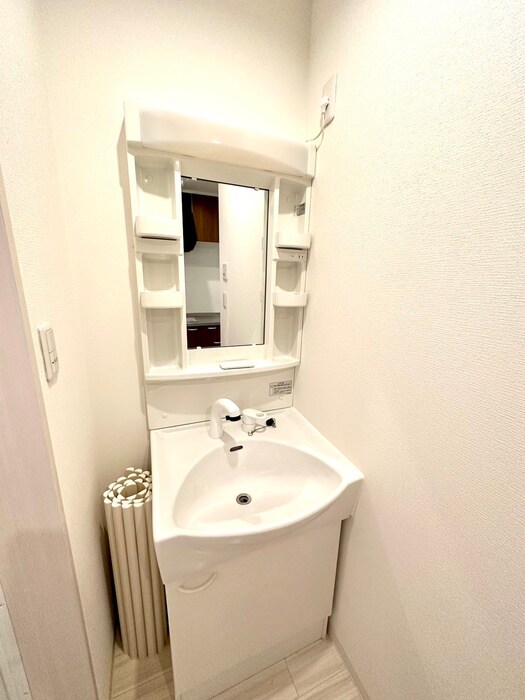 物件内観写真12　(洗面)