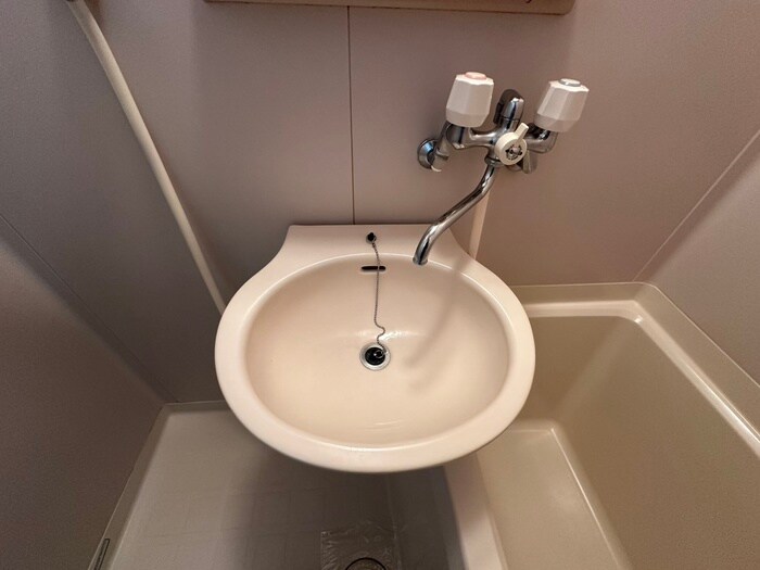 物件内観写真13　(洗面)