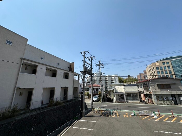 物件内観写真22　(室内からの展望)