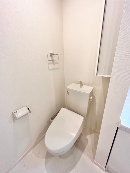 物件内観写真12　(トイレ)