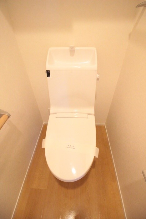 物件内観写真12　(トイレ)