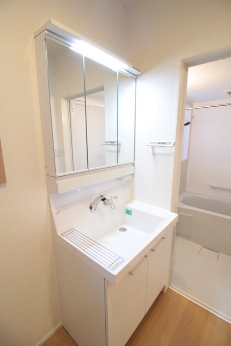 物件内観写真13　(洗面)