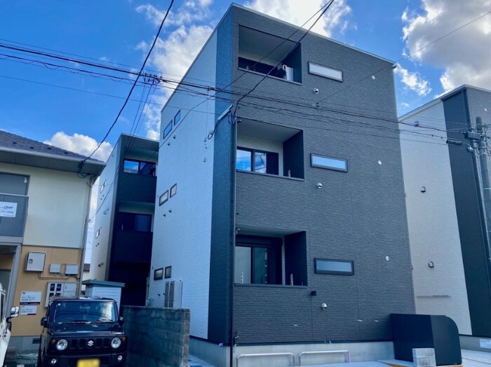 物件外観写真1　(外観写真)