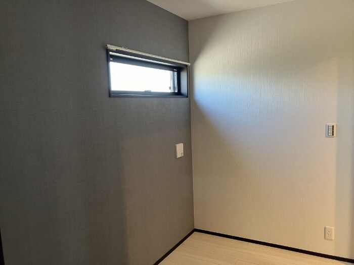 物件内観写真4　(居室)