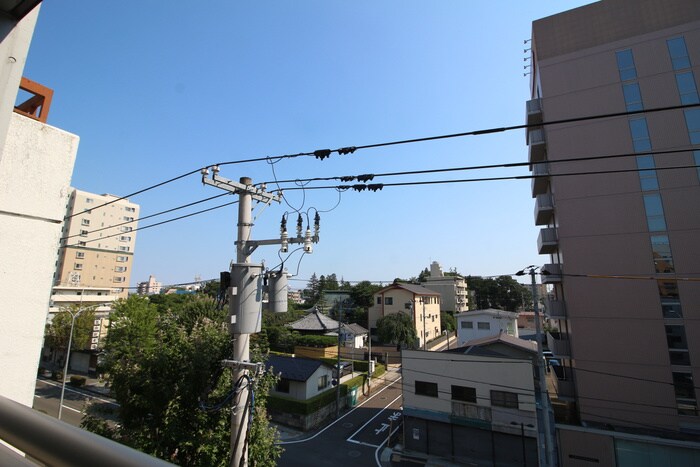 物件内観写真22　(室内からの展望)