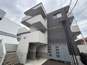 グランリアーレ荒井駅前外観写真