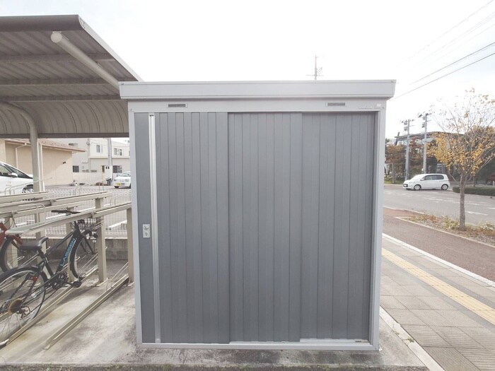 物件外観写真6　(建物設備)