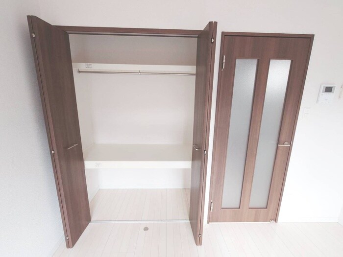 物件内観写真14　(収納)