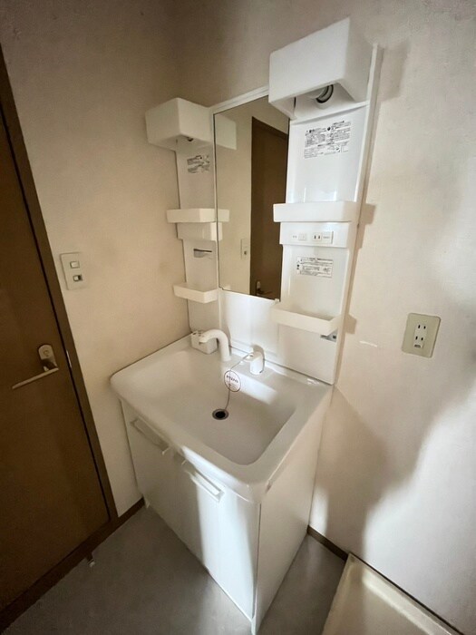 物件内観写真7　(洗面)