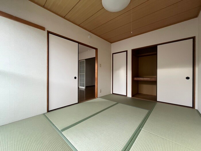 物件内観写真13　(居室)