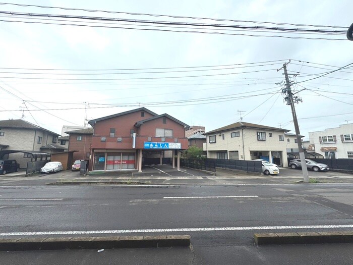 物件内観写真16　(室内からの展望)