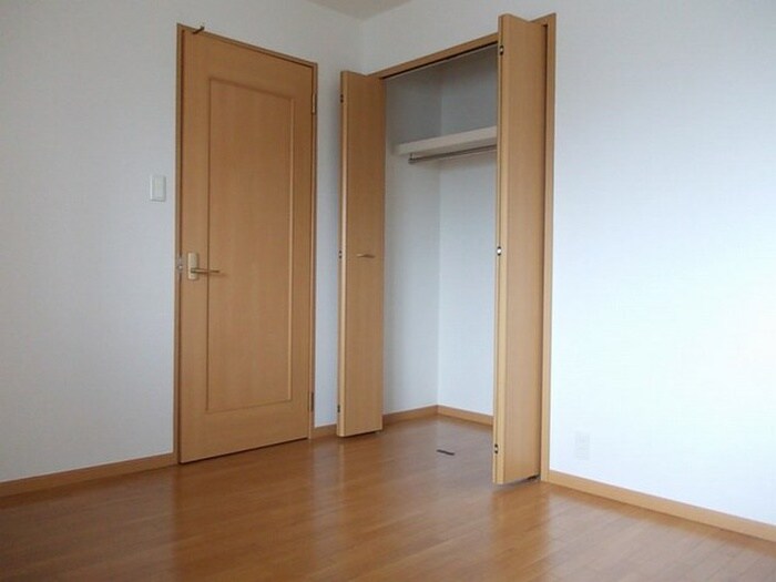 物件内観写真13　(内観写真)