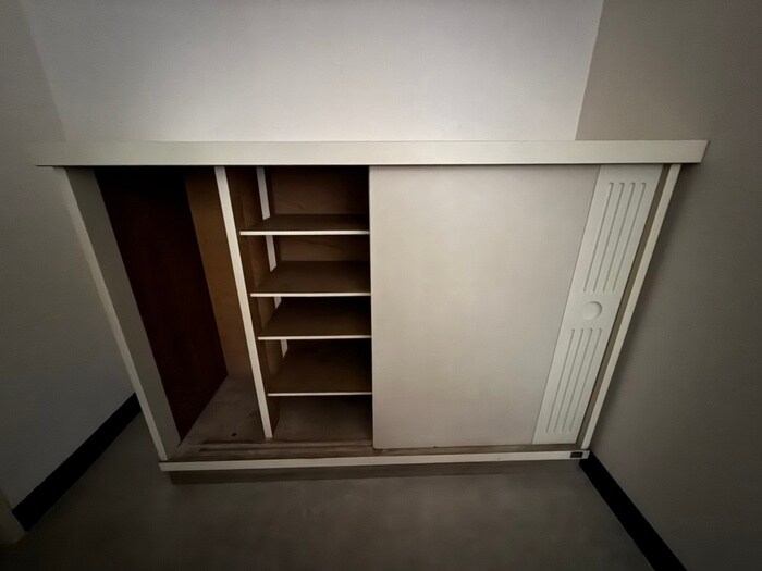 物件内観写真15　(靴箱)