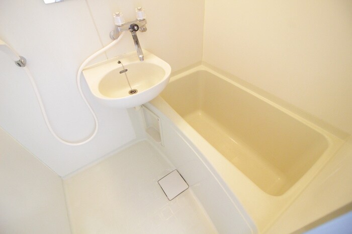 物件内観写真10　(バス／シャワールーム等)