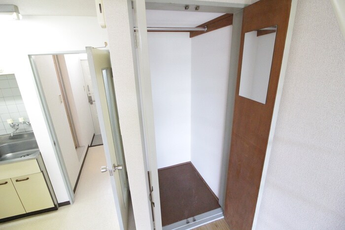 物件内観写真13　(収納)