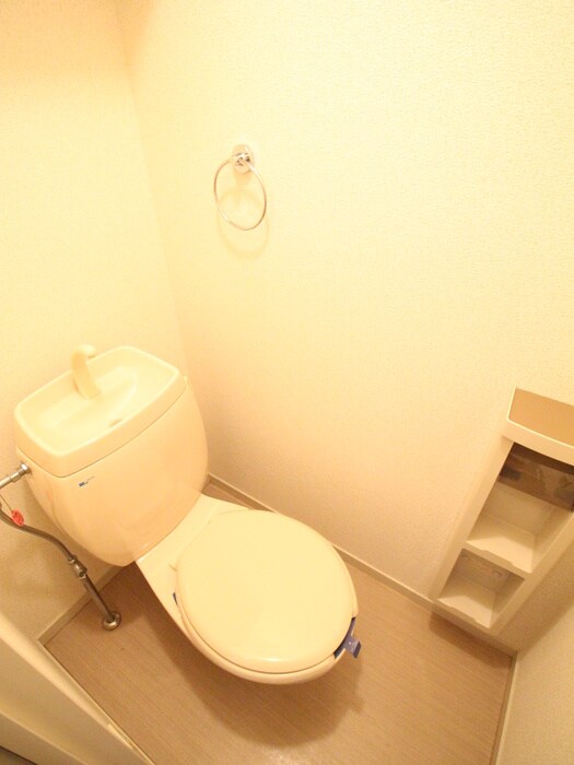 物件内観写真15　(トイレ)