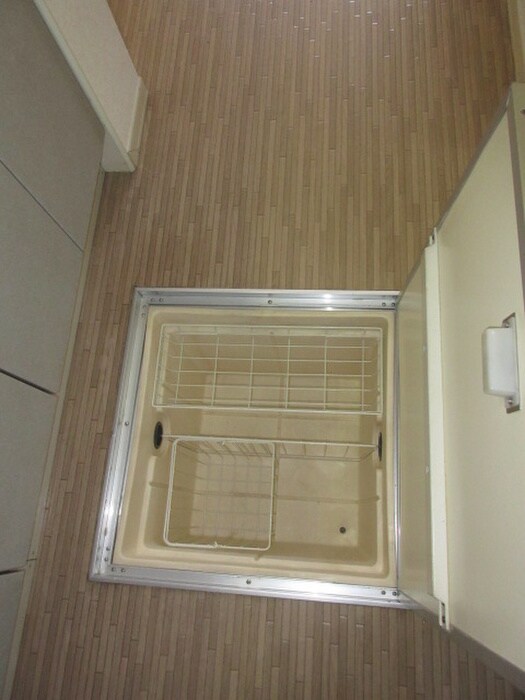 物件内観写真15　(収納)