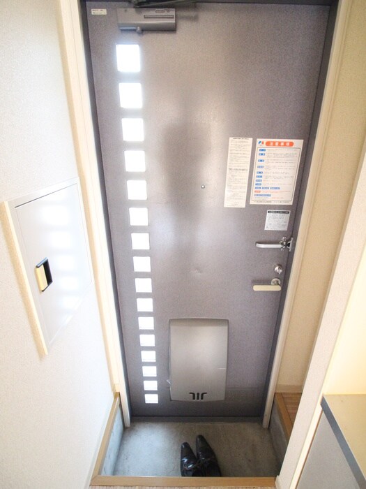 物件内観写真22　(玄関)