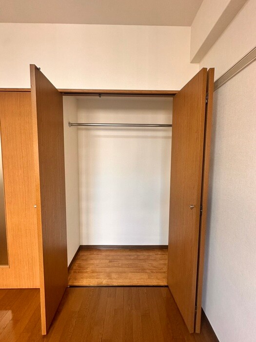 物件内観写真10　(収納)