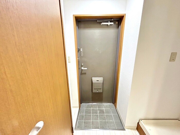 物件内観写真20　(玄関)