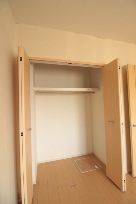 物件内観写真18　(収納)