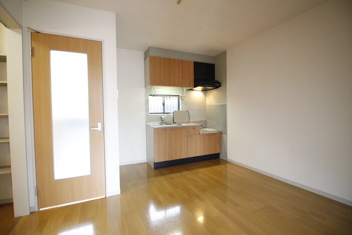 物件内観写真9　(居室)