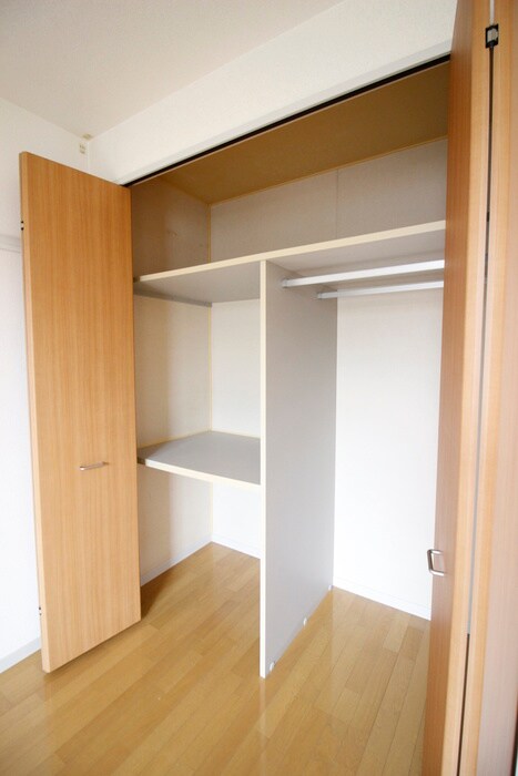 物件内観写真10　(収納)