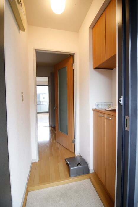 物件内観写真19　(廊下)