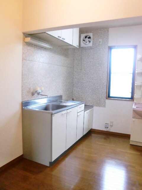 物件内観写真8　(内観写真)