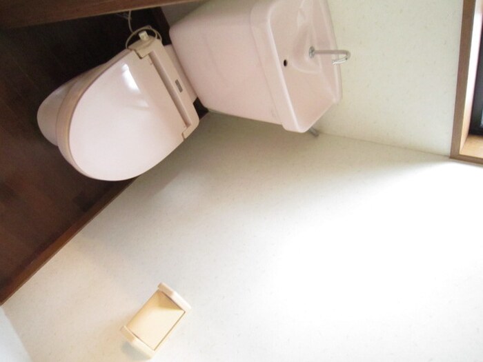 物件内観写真12　(トイレ)