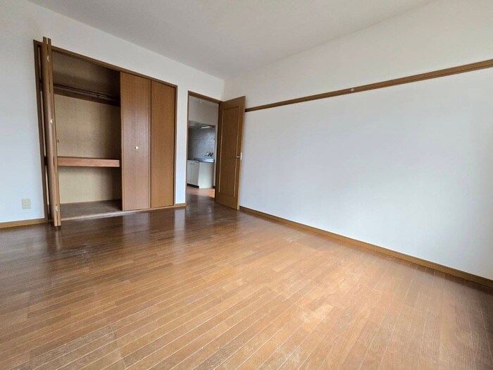 物件内観写真17　(居室)