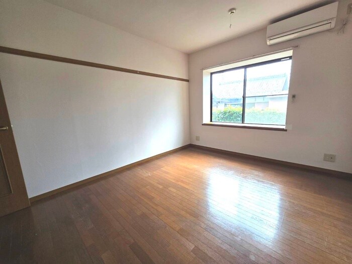 物件内観写真18　(居室)