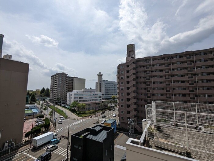 物件内観写真20　(室内からの展望)