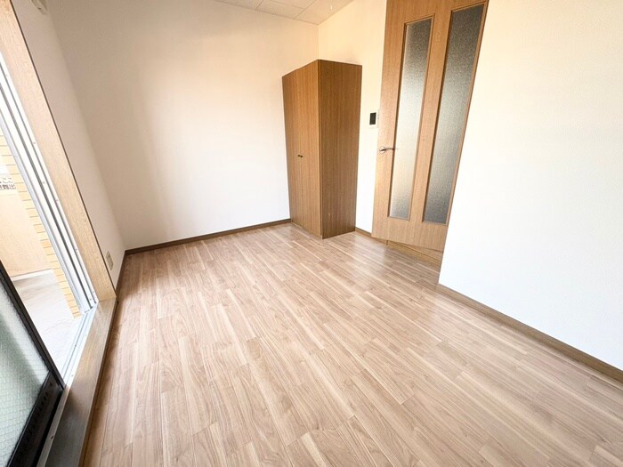 物件内観写真7　(居室)