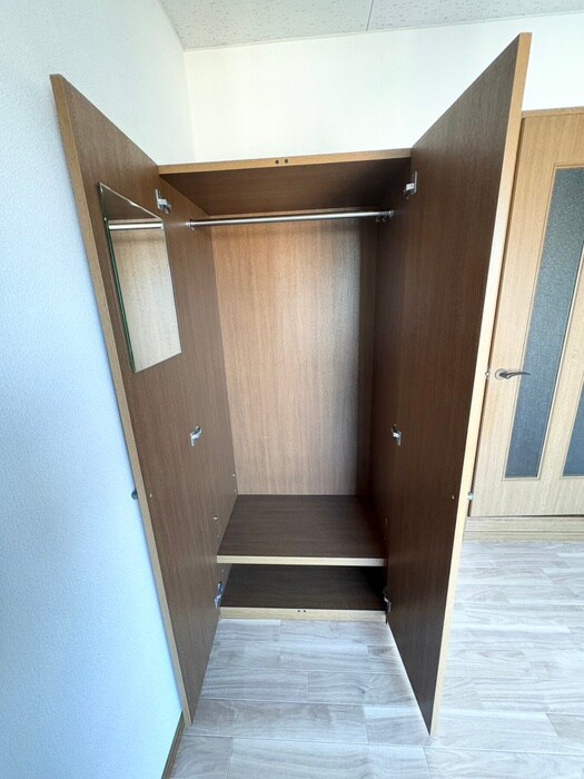 物件内観写真12　(収納)