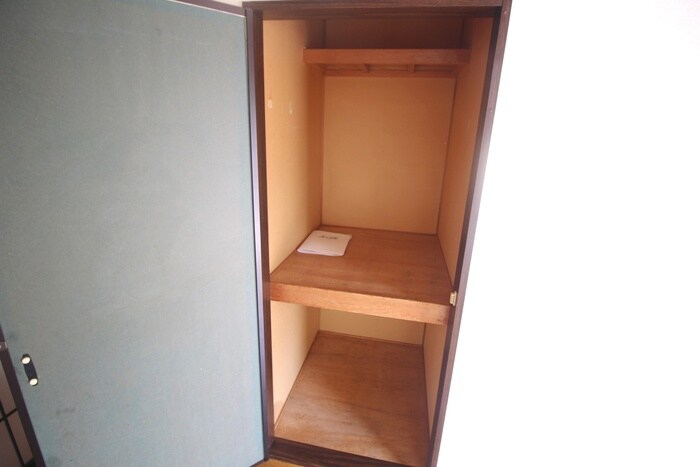 物件内観写真10　(収納)
