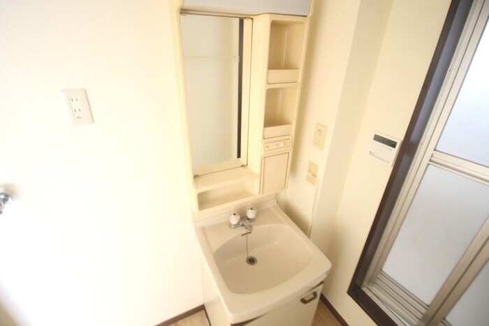 物件内観写真13　(洗面)