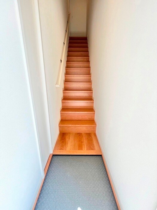 物件内観写真18　(廊下)