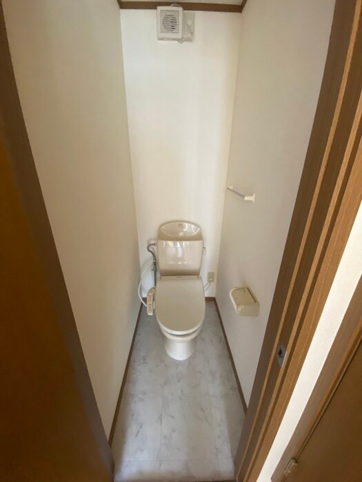 物件内観写真12　(トイレ)